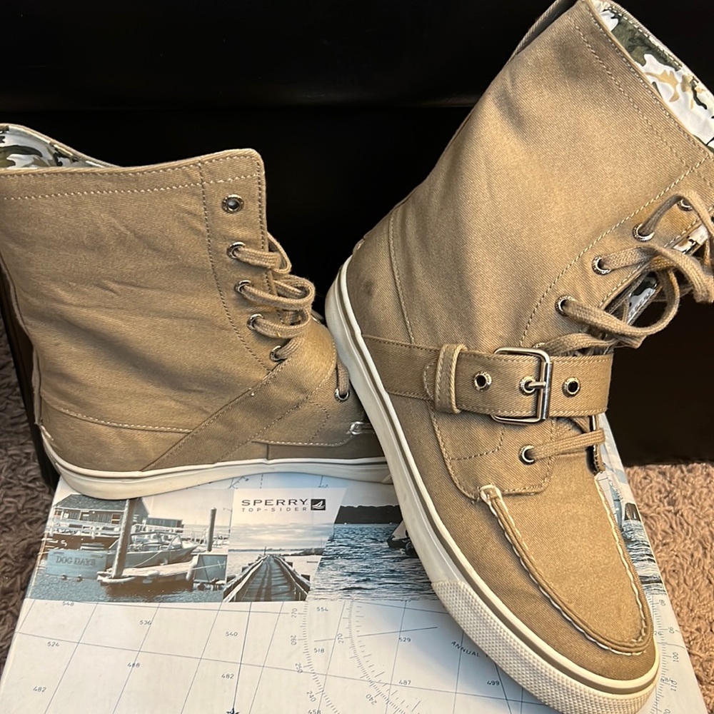 Sperry Top-Siders